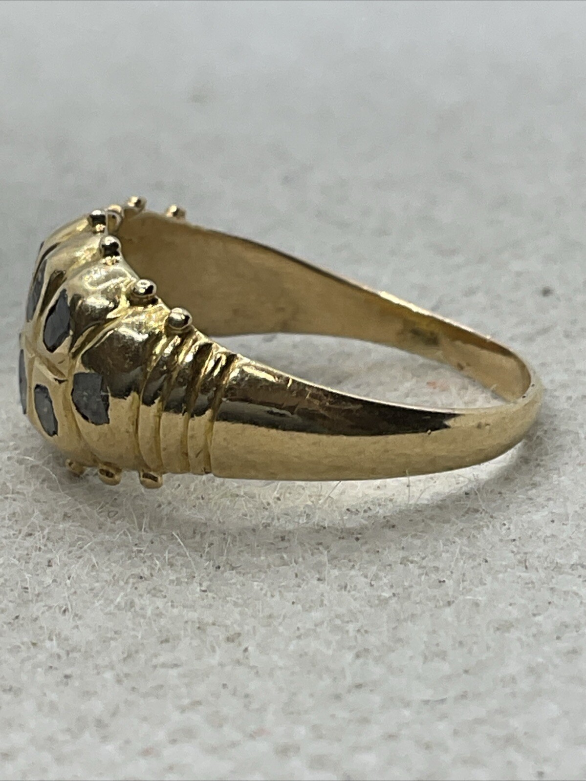 VINTAGE HANDMADE Solid 18K Yellow Gold Rose Cut Diamonds Ladies Band Ring 2gr.