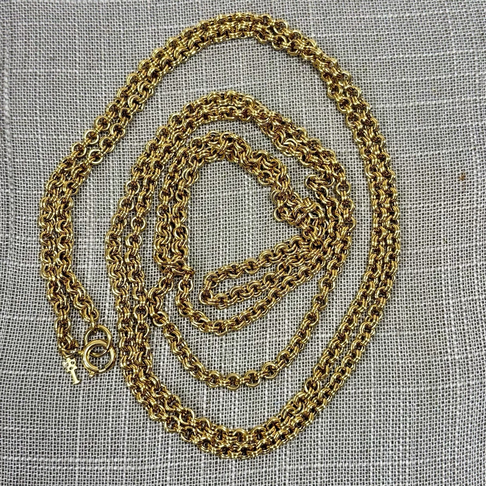Vintage Crown Trifari Double Round Link Gold Tone Long Chain 54″ Hang Tag Logo