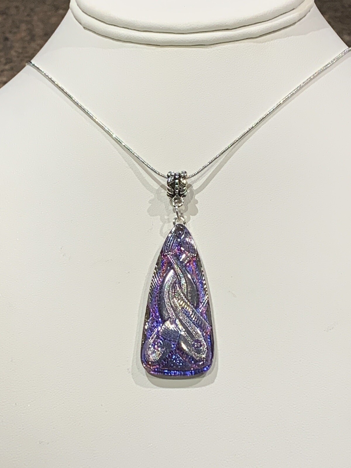 RARE-ANTIQUE EGYPT REVIVAL VIOLET/BLUE FLASH CZECH GLASS SERPENT NECKLACE.s-NEW