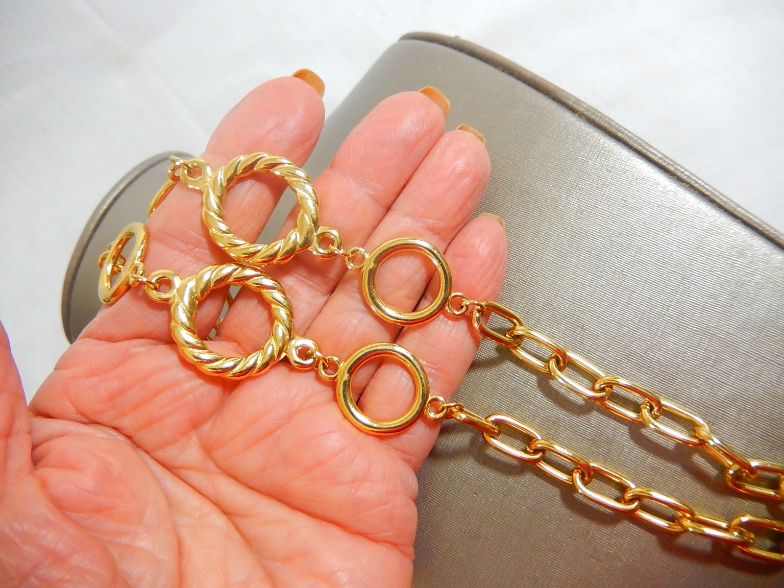NEW W/ TAG TACOA CHUNKY GOLD TONE WITH CABLE RING STATIONS 31″ NECKLACE