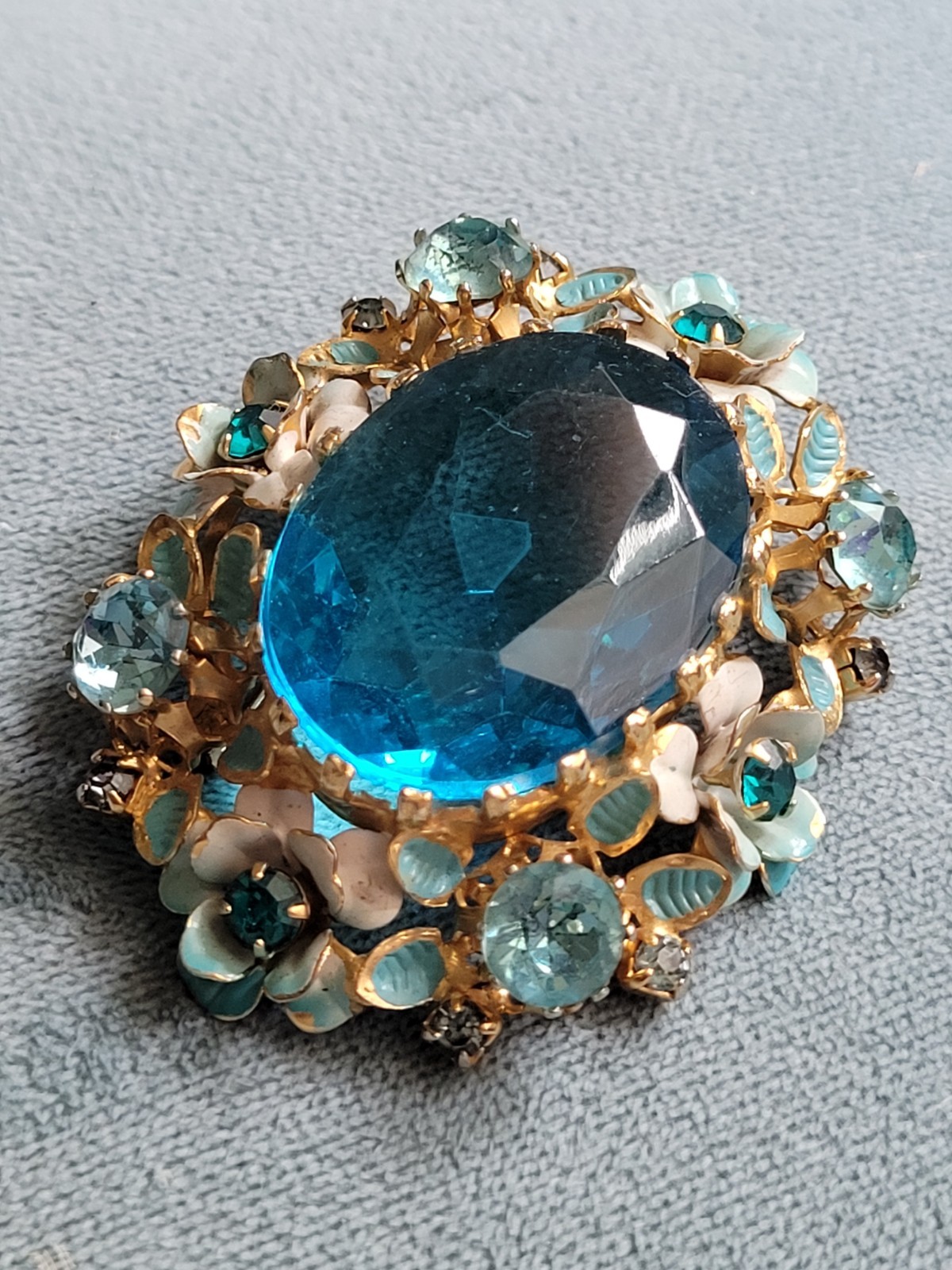 Vintage 1950’s Austrian Large Blue Crystal w Enamel Flowers Pendant Brooch