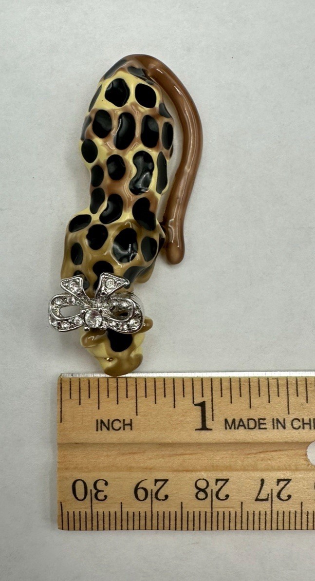 Signed KJL Kenneth Jay Lane Leopard With Crystal Bow Brooch Pin