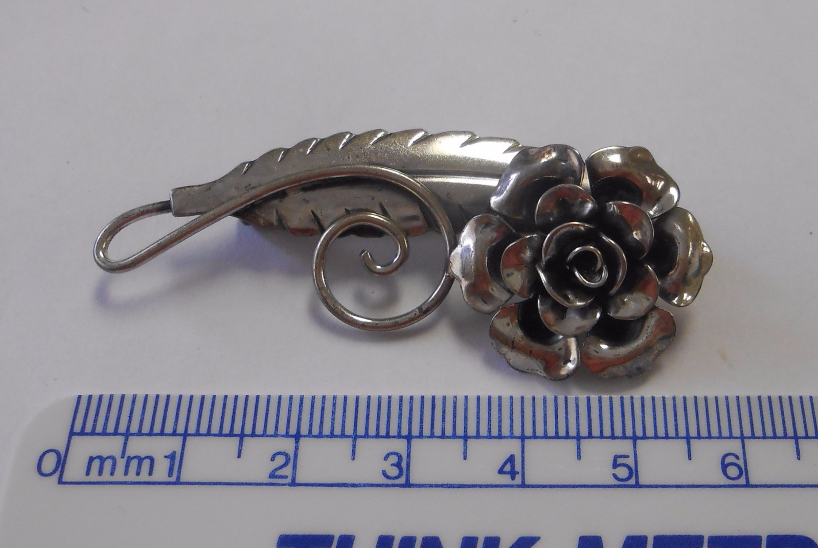 Vintage Jewelart Sterling 925 Silver Large Flower Brooch Pin 8.4 Grams 60 mm