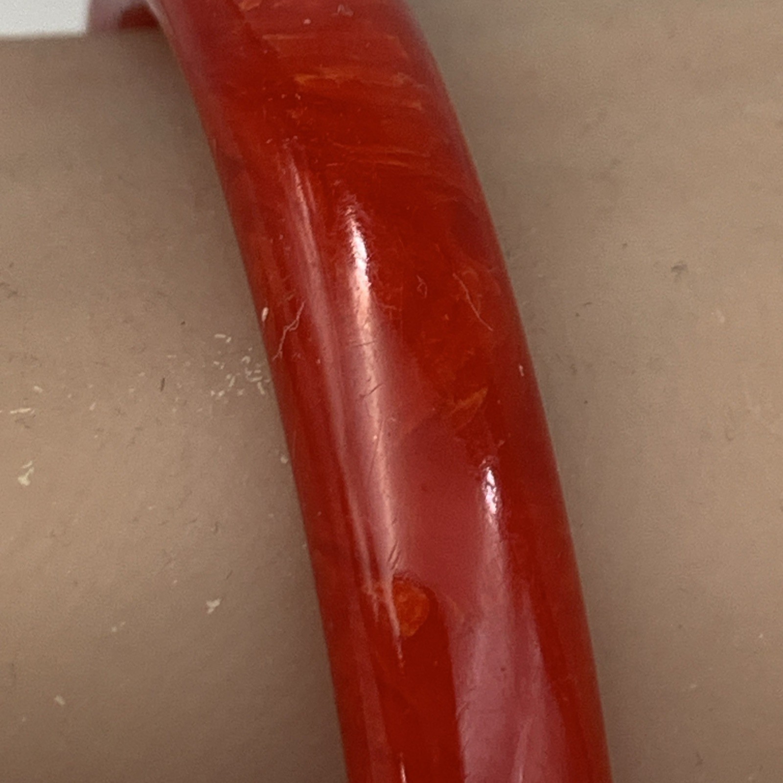 Vintage 10 mm Wide BAKELITE Carved Bangle Bracelet Red Marble