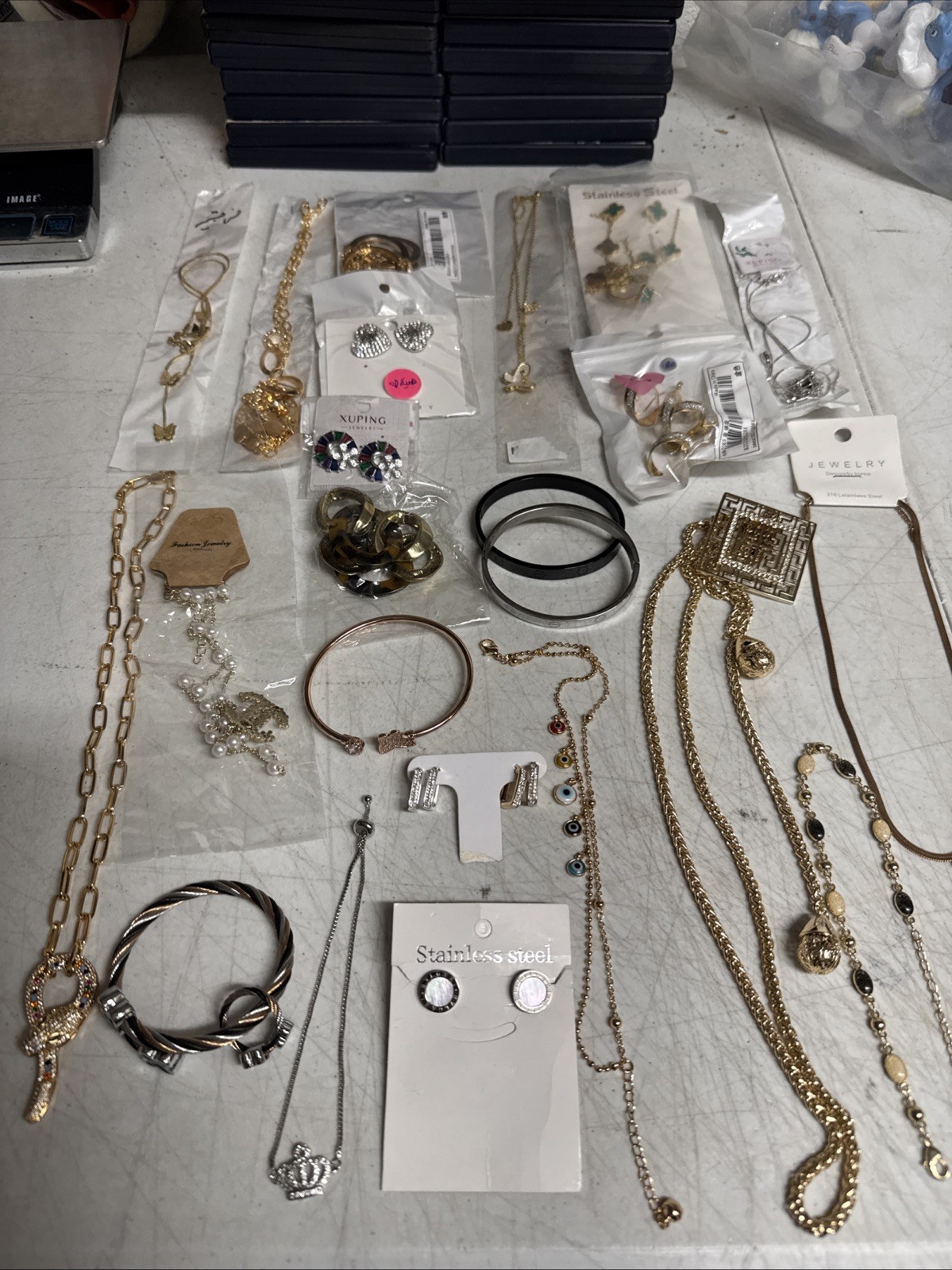 Lot Of Mix Vintage JEWERLY #6