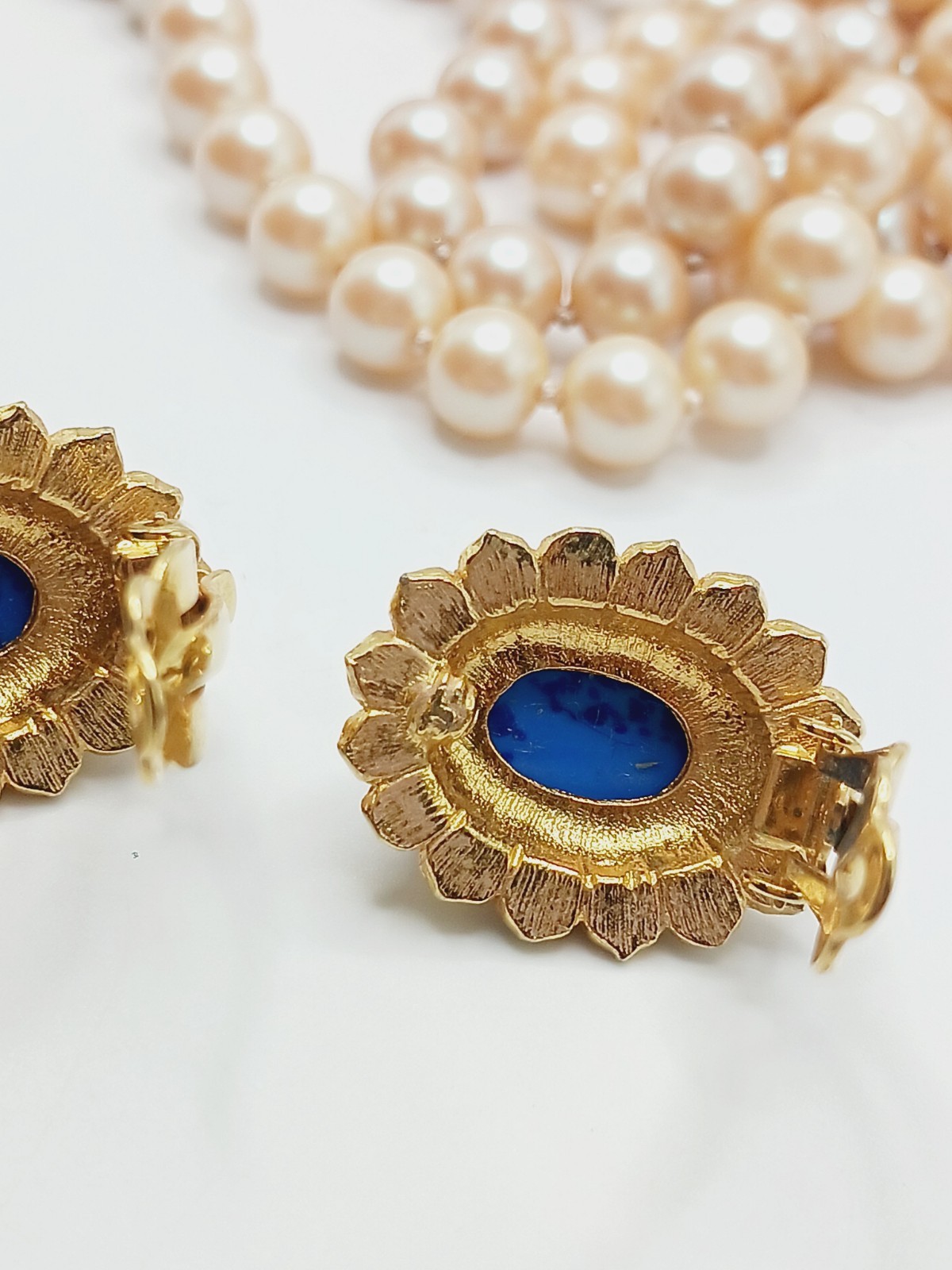 Vintage Set faux Lapis Lazuli mottled Glass Necklace pearl dome cabochon mogul