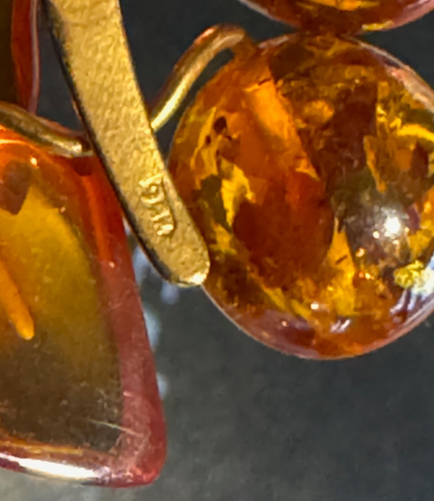Vintage Mixed Amber 9RK Gold Brooch 1930s Genuine Amber Baltic Russian