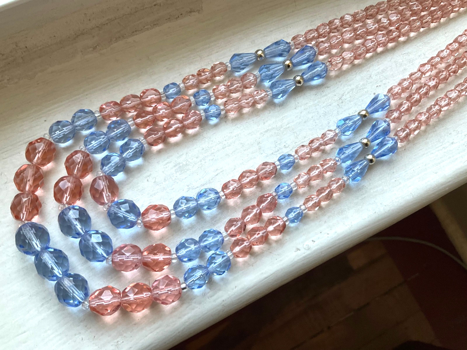Vintage TRIPLE STRAND AUSTRIAN Blue Pink CRYSTAL GLASS BEADS FACETED