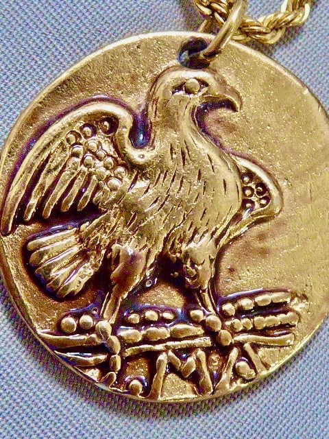 VINTAGE 14K Y. GOLD FILLED CHAIN EAGLE ROMAN SOLDIER G PLATED PENDANT NECKLACE