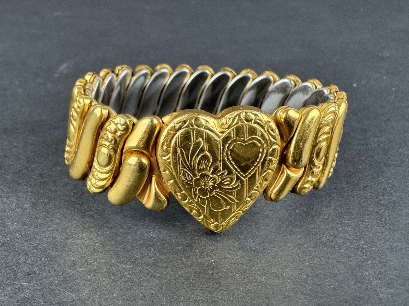 Vintage Sweetheart Bracelet Gold Heart 1/20 12KGF Stretch Band Child Size EUC