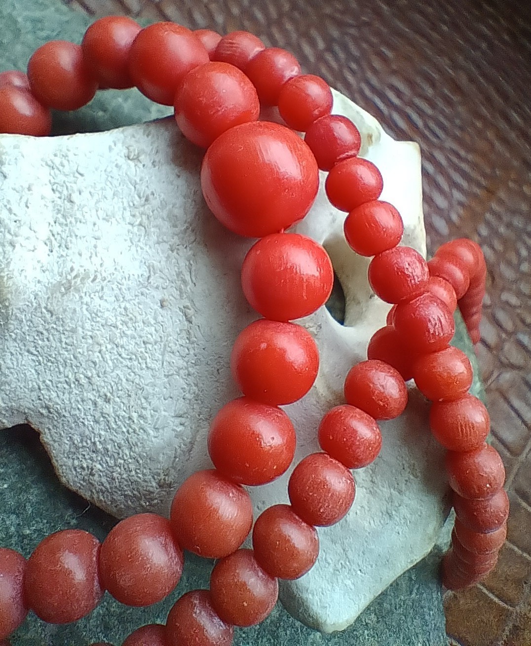 Beautiful Vintage Italian Mediterranean Coral Necklace Beads 45 Cm