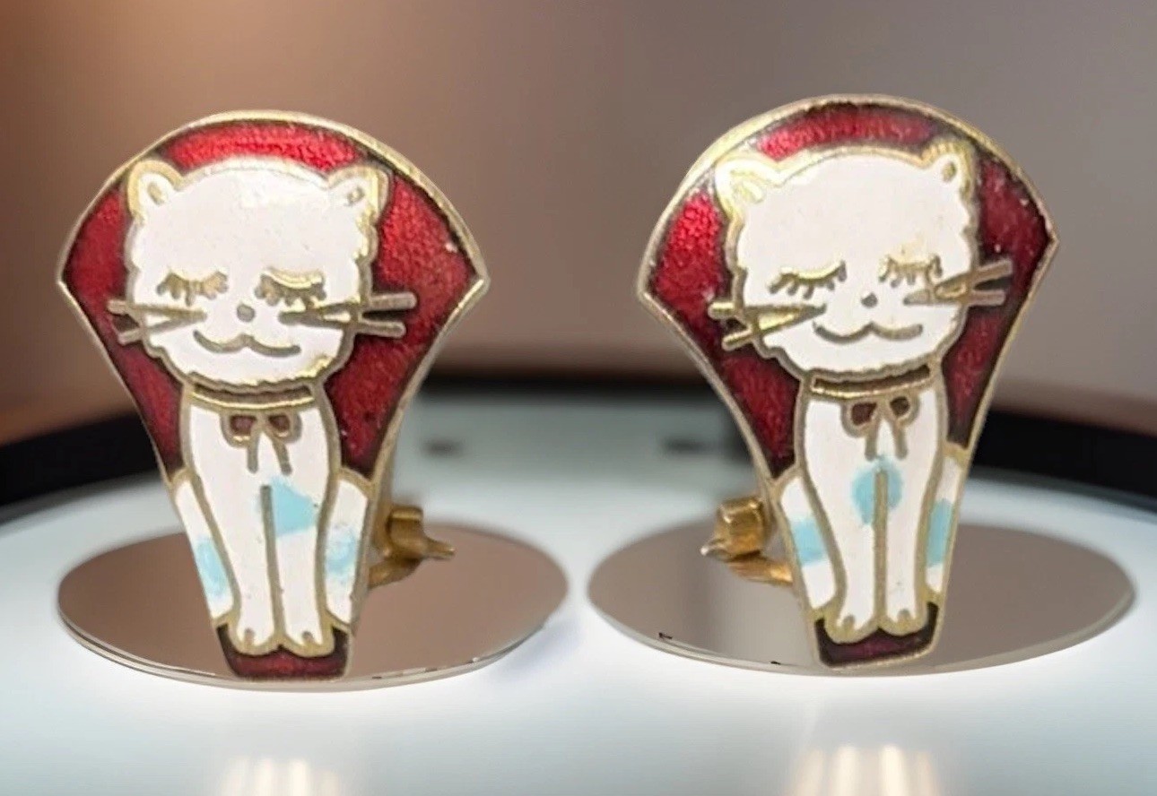 Adorable Kitty Earrings w gold trim, turquoise & Red enamel background, so cute