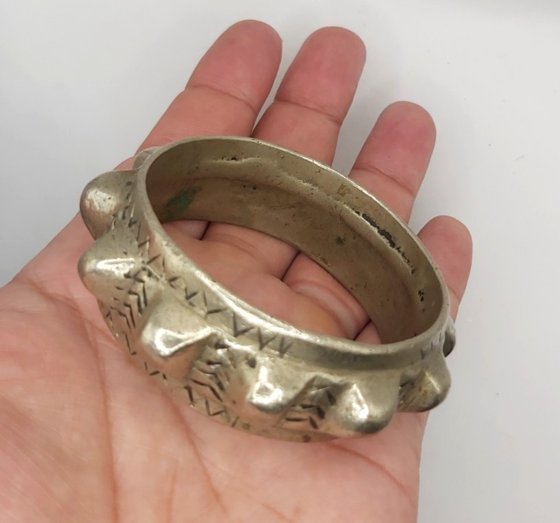 Vintage Amazigh Berber Silver Color Solid Bracelet Tribal Moroccan Cuff Ethnic