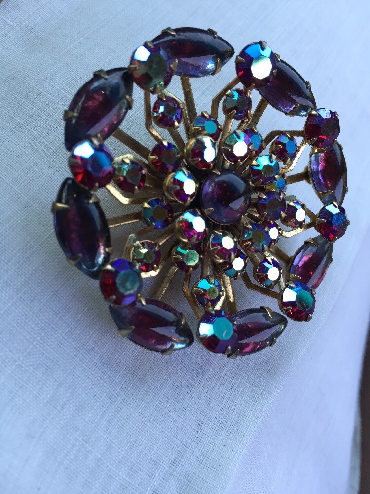 Vtg 60s pin rhinestone Red Purple Iridescent GoldTone Marquis Round Stones 2”