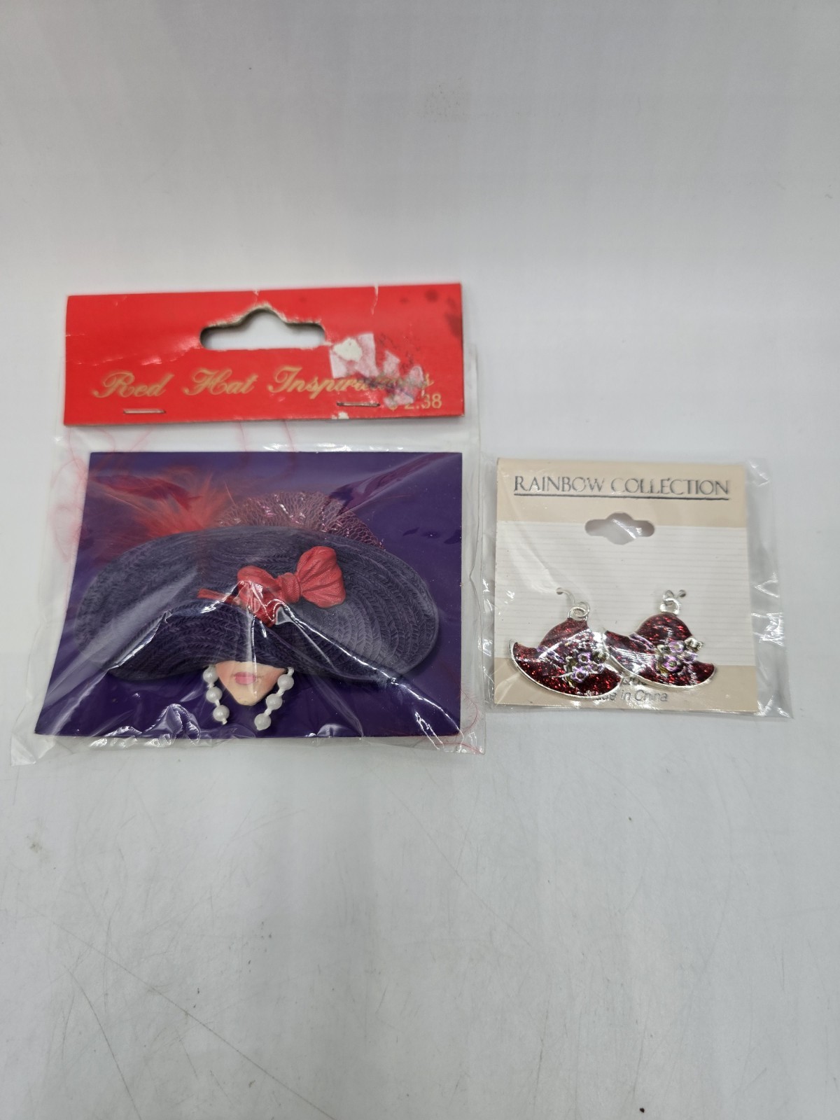 Vintage Red Hat Society “Red Hat Inspirations” Brooch and Earing set, New items