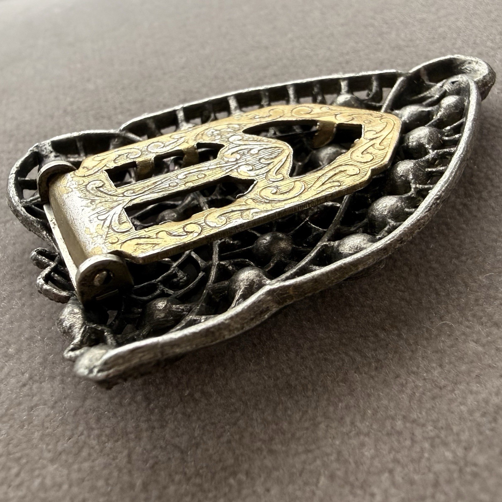 Vintage Rhinestone Leaf Dress Clip | Fur Clip | Silver Tone Filigree Openwork