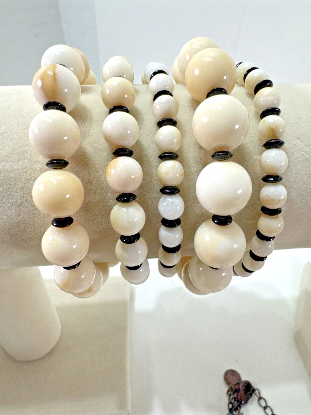 Beautiful Vintage Estate Lot 3x Beaded/Metal/STONES Necklaces & Bracelets