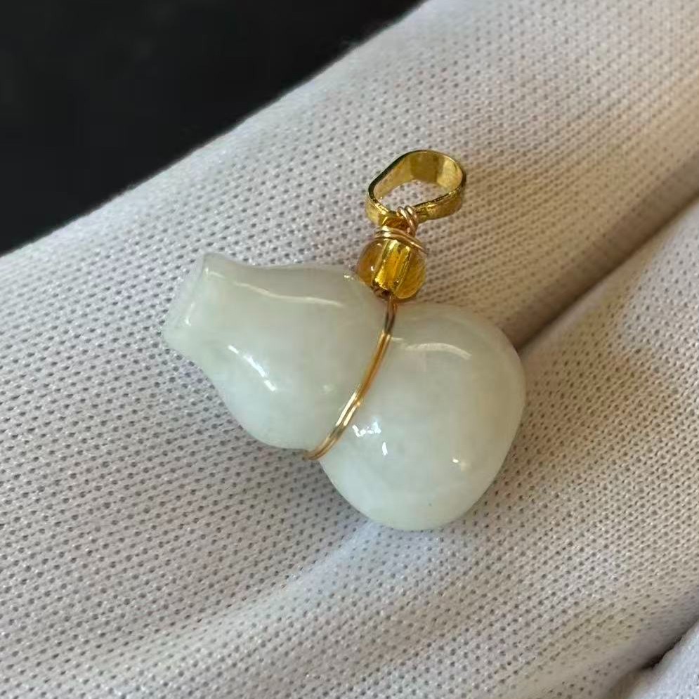 Burmese White Jade Jadeite Pendant Charm Carved ‘Gourd’, 20x13mm, Free Necklace