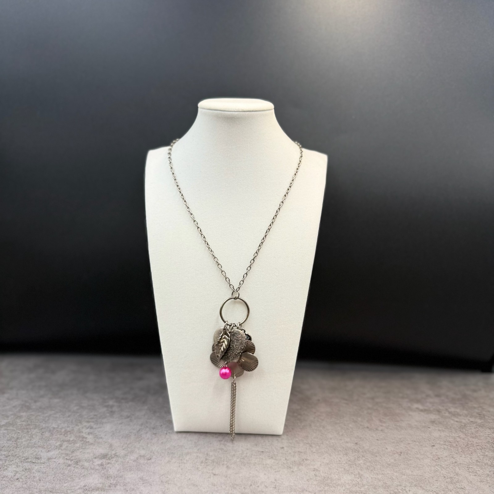 Vintage Gunmetal Tone Floral Flower Pink Bead Tassel Charms Drop Pendant