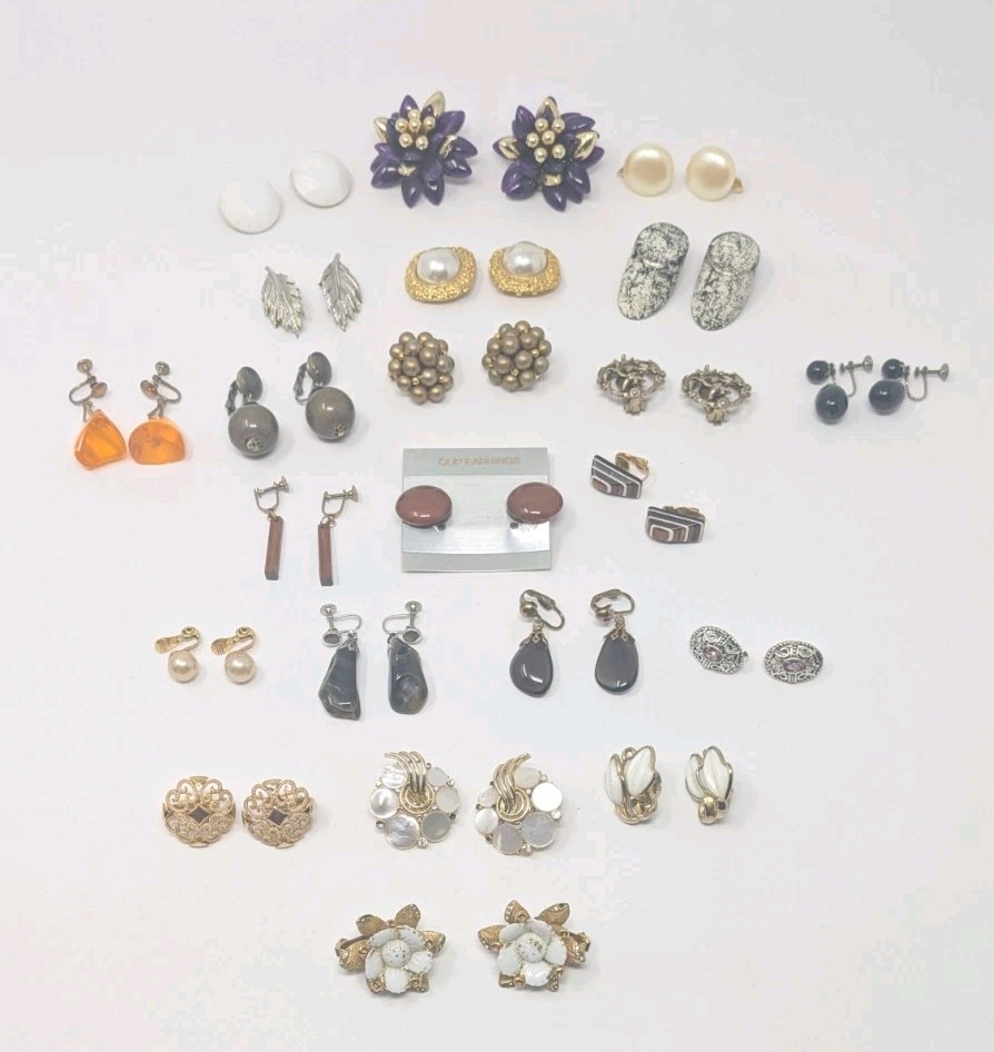 Vintage Lot Clip Screwback Earrings 22 Pair Hobe Trifari Lisner Avon Unbranded