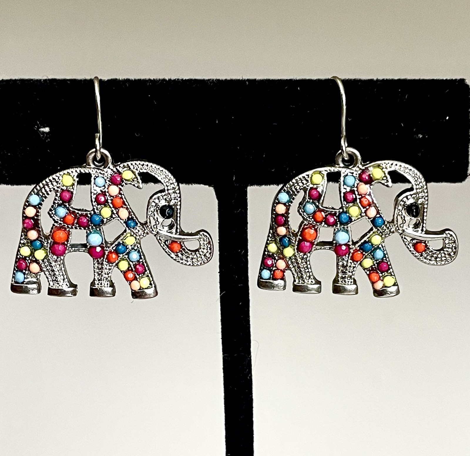 Vintage Elephant Dangle Earrings Silver Tone Multicolor Beaded Boho Hippy Global