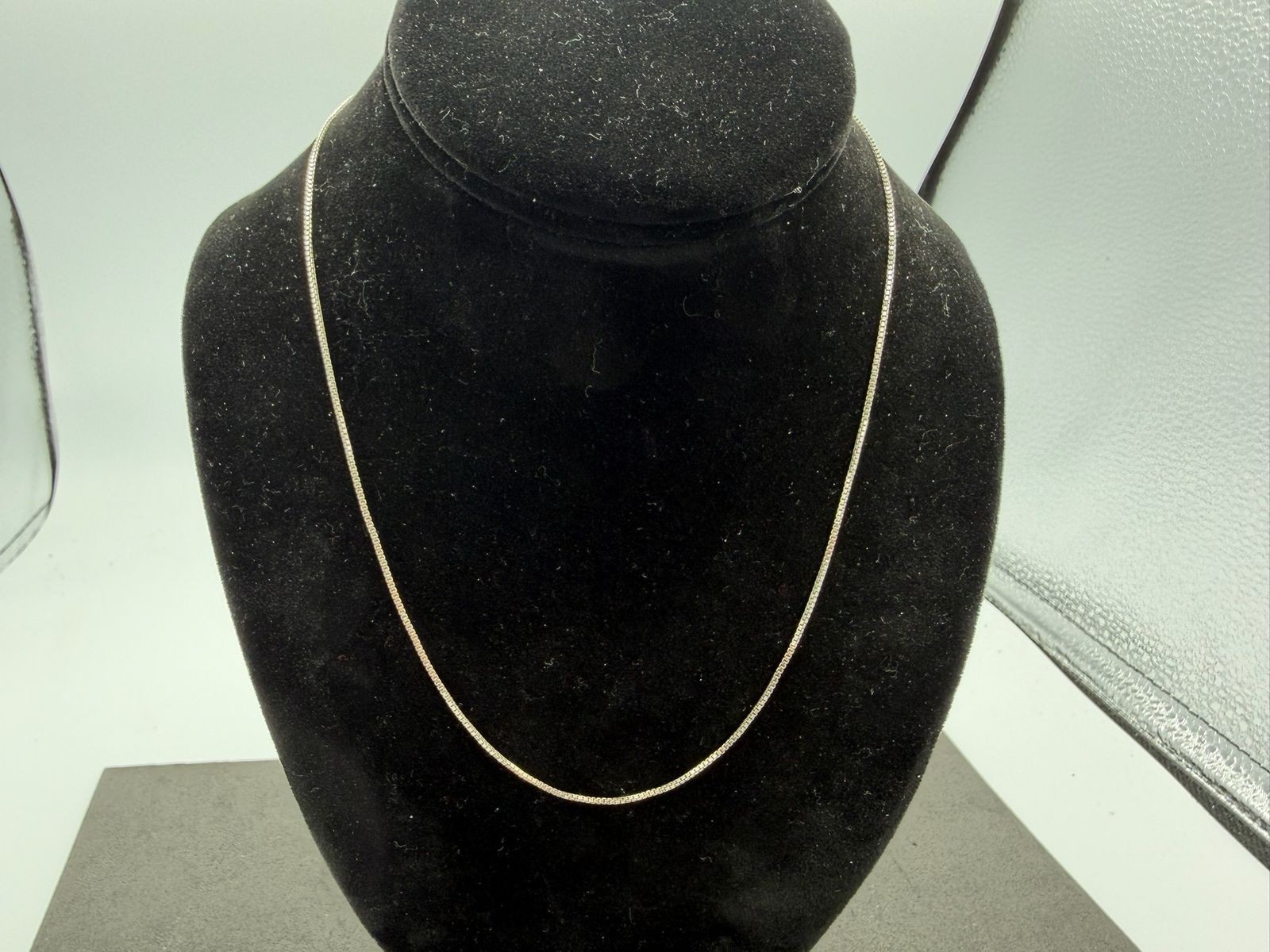 2.66g Vintage Sterling Silver 925 Box Link Chain Necklace 18 in M