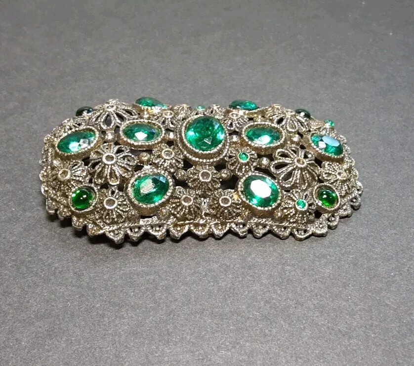 Vintage New England Glass Works Large Brooch Green Rhinestone 2 3/4″ x 1 3/4″