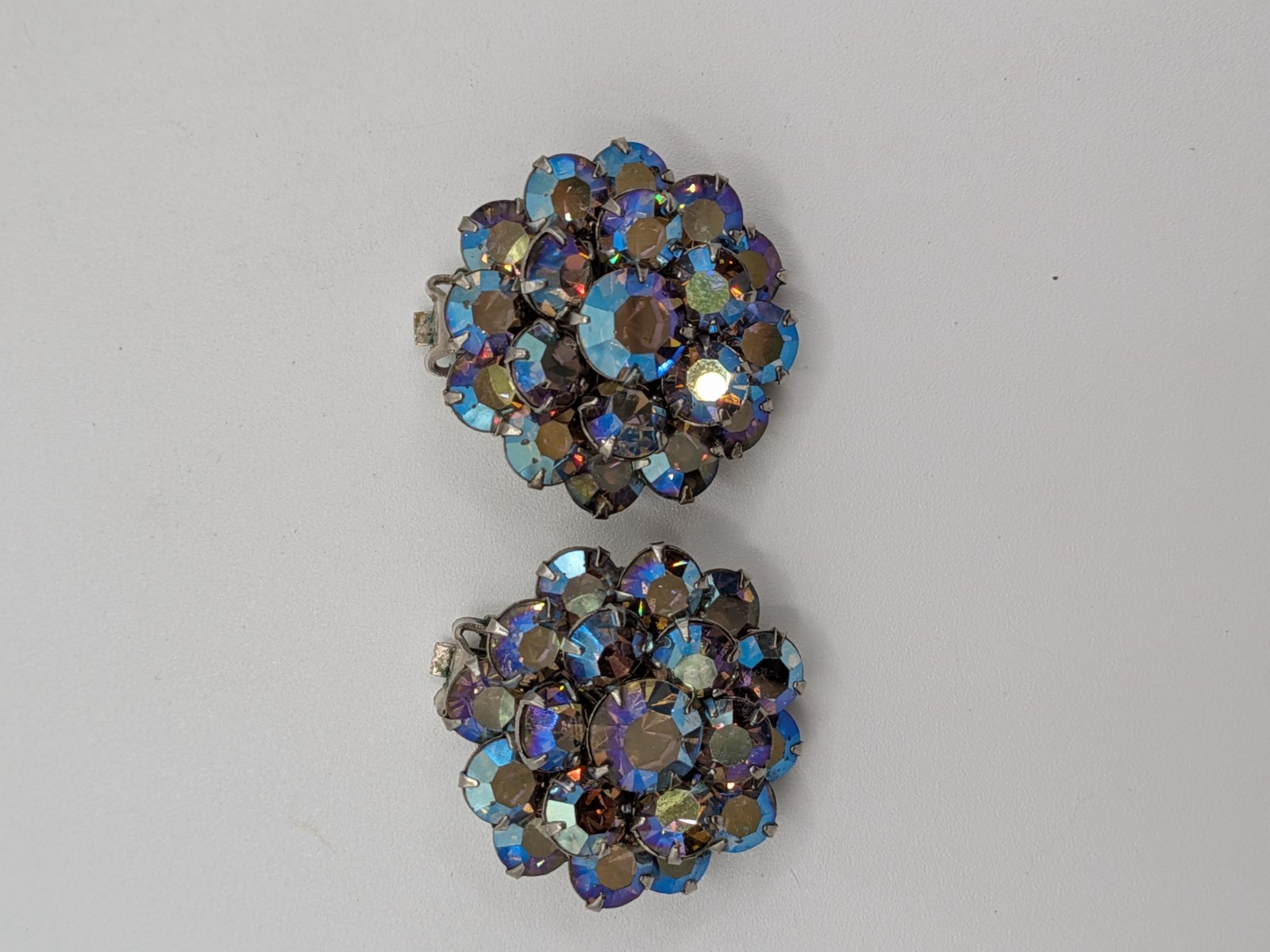 Vintage Blue Aurora Borealis AB Rhinestone Clip On Earrings Cluster Prong Set