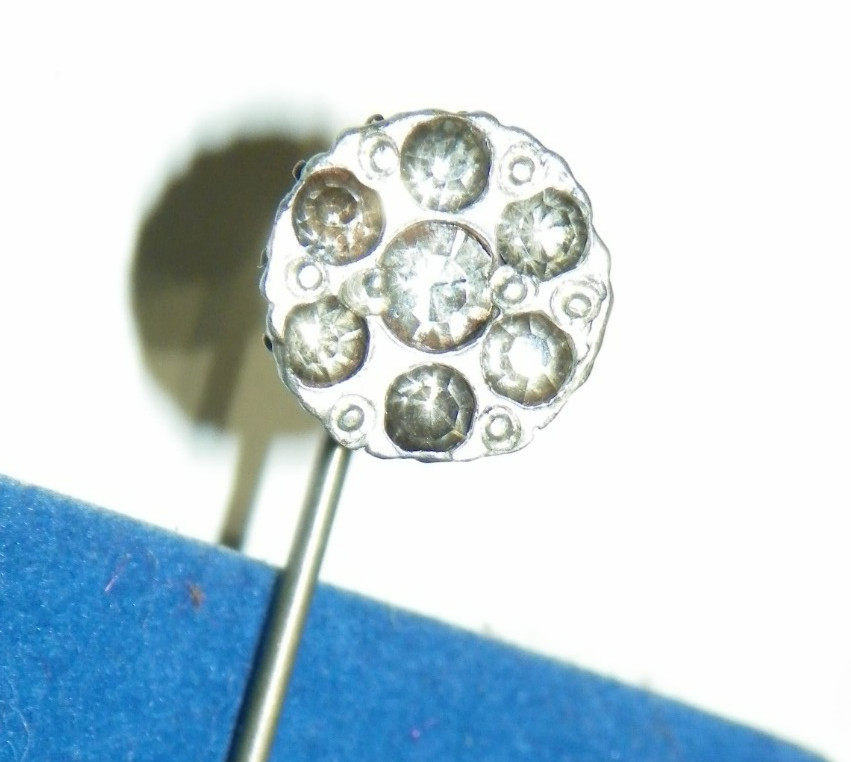 Antique Victorian Clear facet Glass 7 Stones 2.5″ Stick Pin Unknown Metal/decor