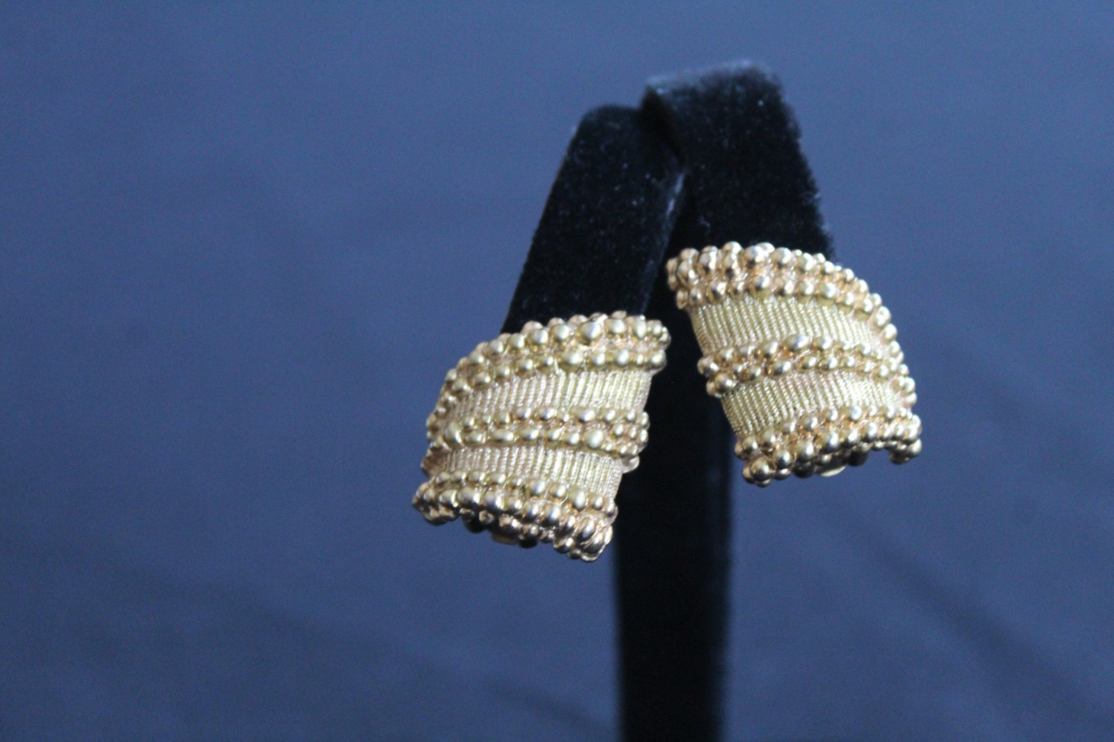 Vintage Orena Paris Gold Tone Earrings – Clip