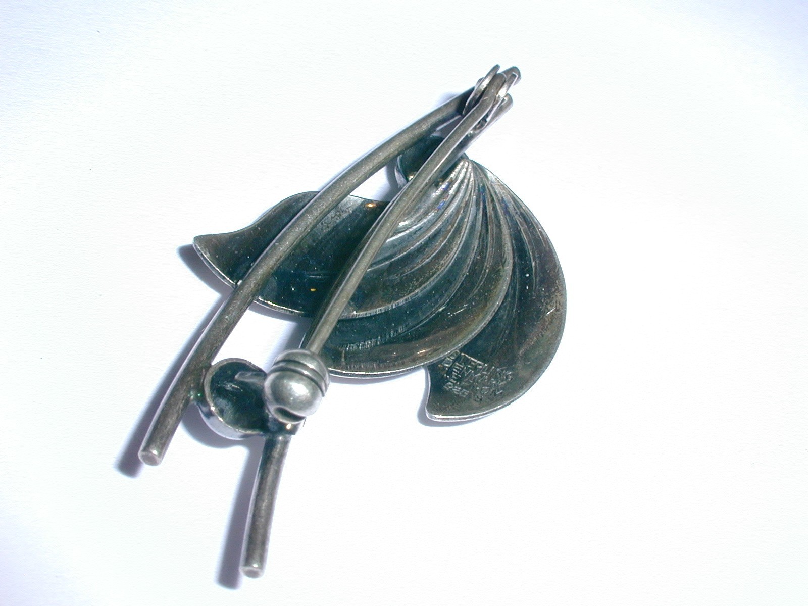 N E FROM- DENMARK STERLING SILVER MODERNIST FLORAL BROOCH- VINTAGE!