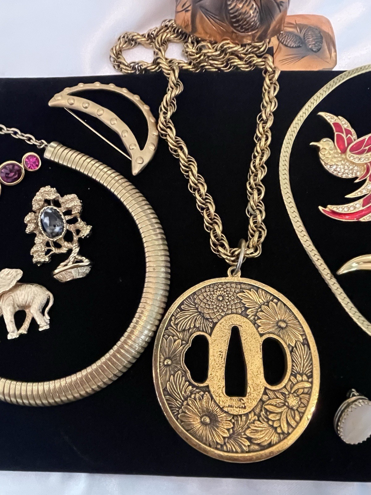VTG Gold Tone Jewelry Lot ALL SIGNED Napier Marvella Amway AJC Carolee Whiting D