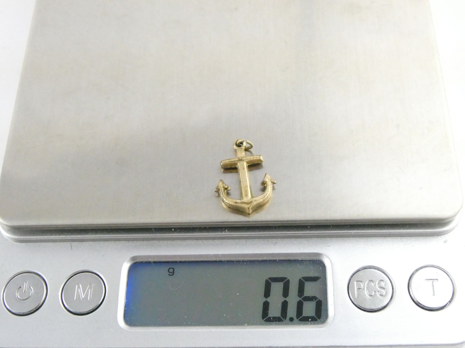 Vintage Unmarked Gold Fill Metal Anchor Pendant Charm .6g .75 Inch Length