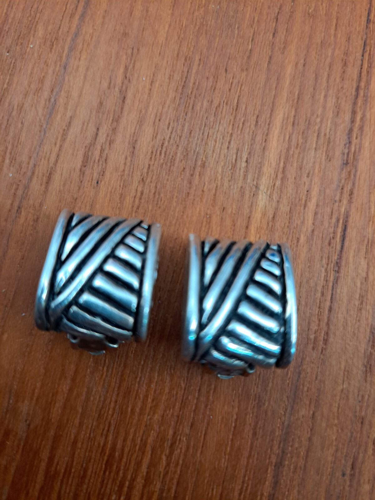 Beautiful Vtg rectangular Sterling Slver 925 clip on earrings