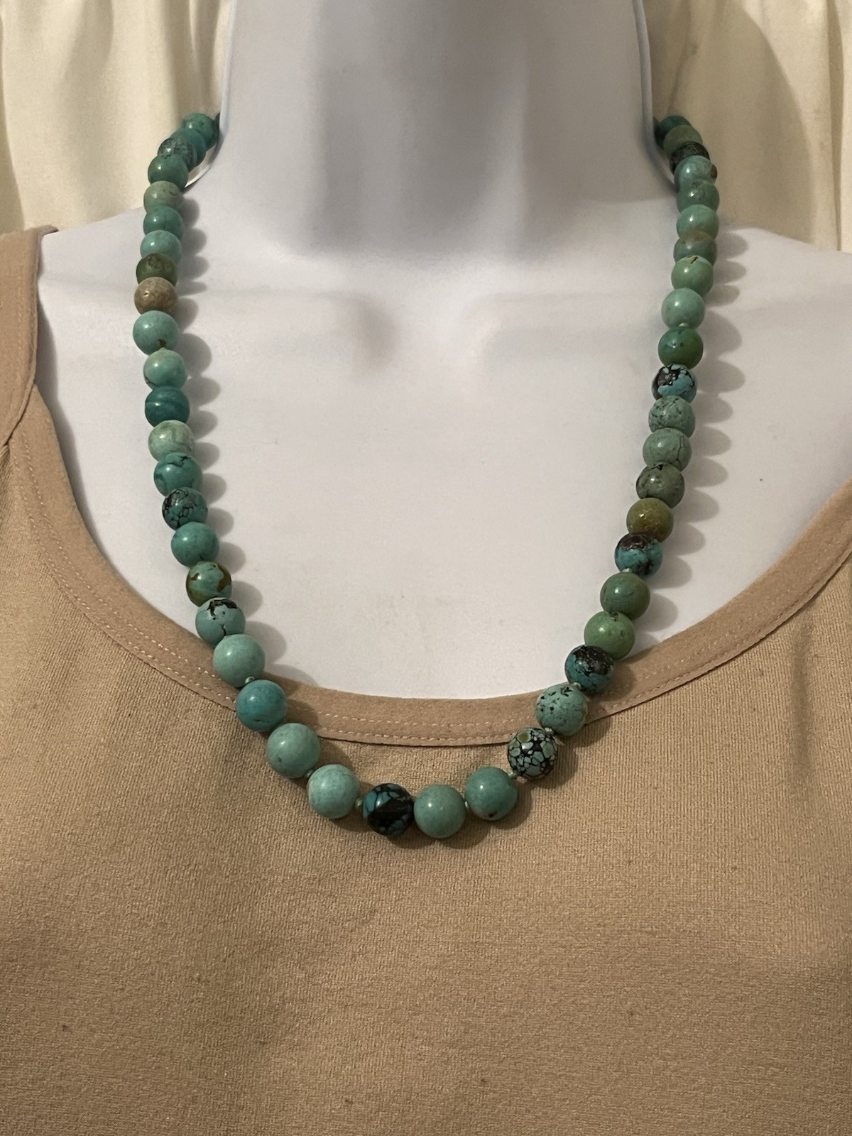 Vintage Hubei Turquoise Beaded Necklace 23.5 in 70 Gram 10.1 mm Double Knotted