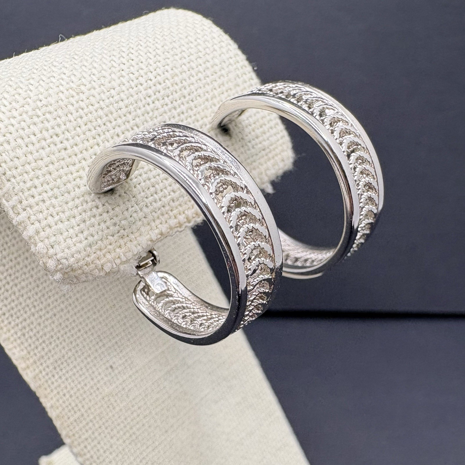 Vintage Napier Hoop Textured Filigree Adjustable Clip On Earrings Classic Glam