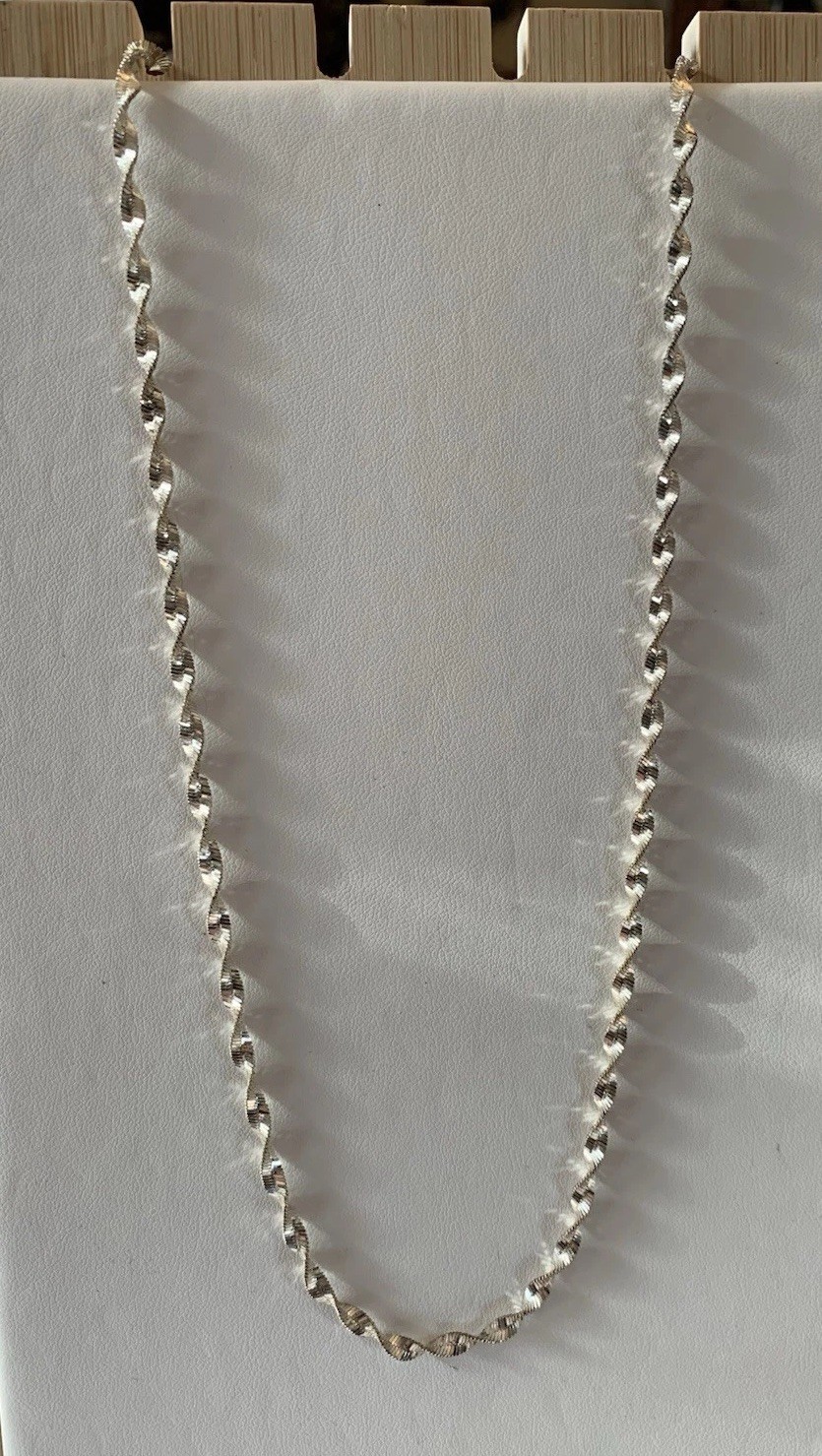Vintage Sterling Silver 925 Twisted Herringbone Necklace Marked Italy 19 3/4”