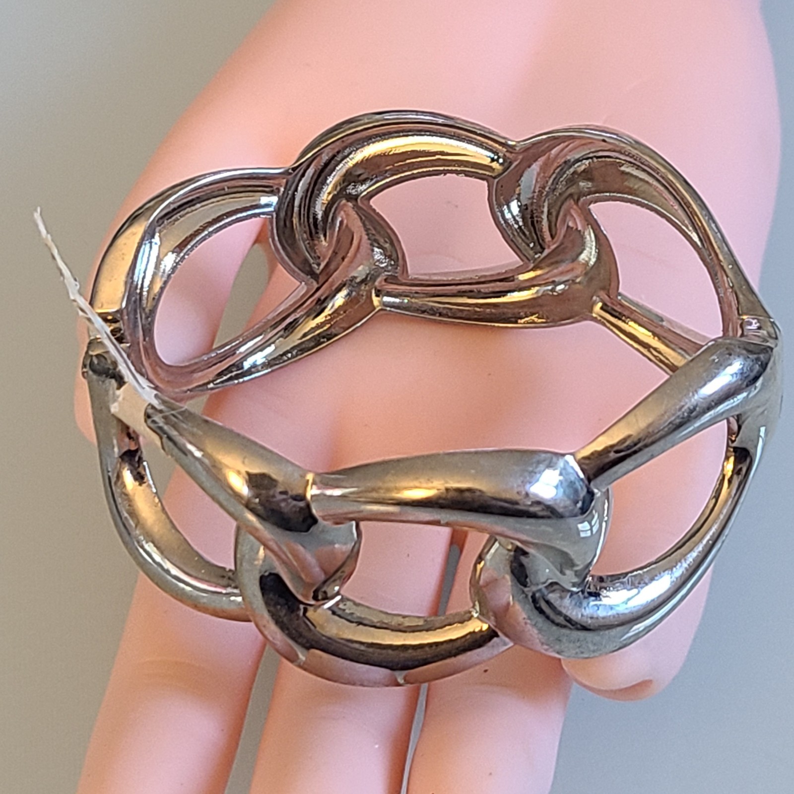 Chunky Silver Tone Polished Linked Statement Bangle Bracelet 1″ Wide Hinged