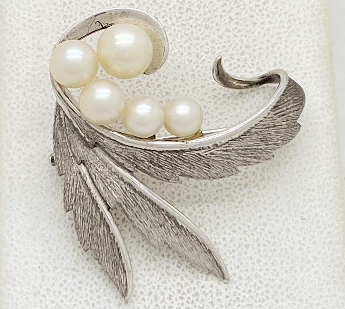 Vintage Signed Mikimoto Sterling Silver 5 Pearl Pin Brooch 4.5-6mm 1-1/8” 5g