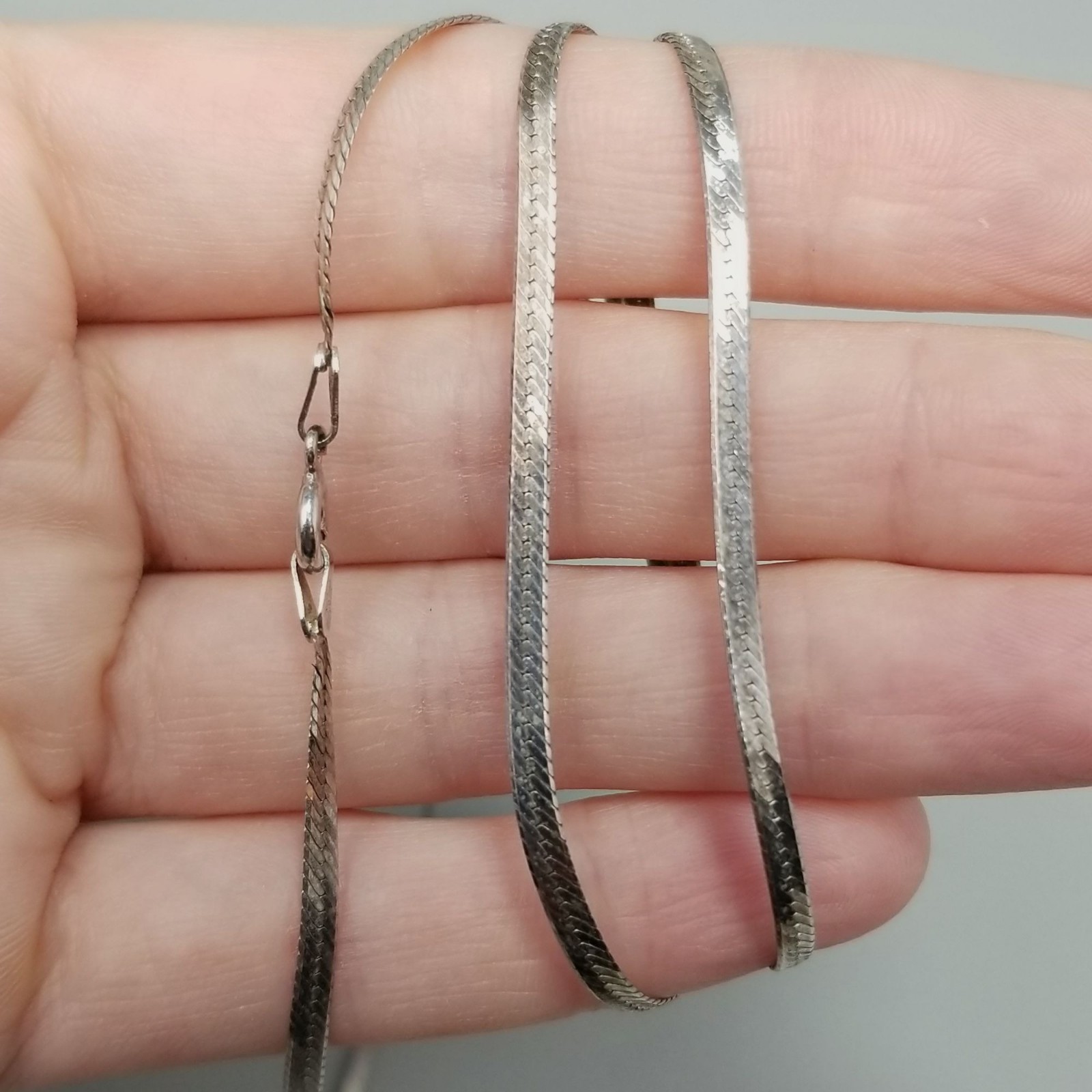 Vintage Sterling Silver Flat Herringbone Chain Necklace 22 Inches Long Italy