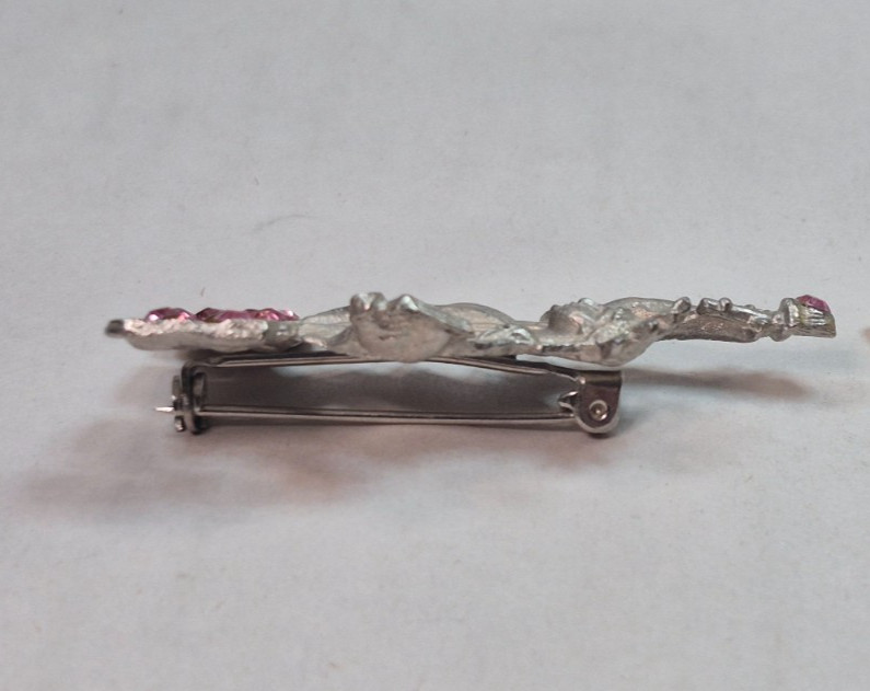 Vintage Statue of Liberty Pewter Pink Rhinestone Brooch Pin 2″