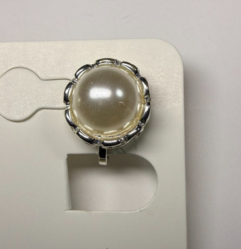Vintage Silver Tone Clip On Earrings Faux Pearl Embellished Setting 1cm