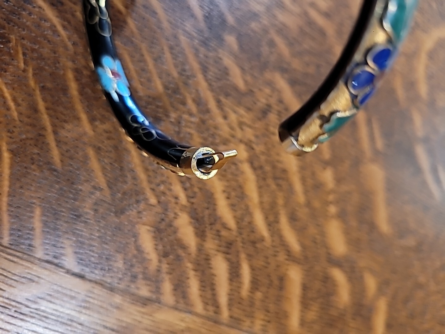 Vintage Chinese Gold Cloisonne Enamel Flowers Opening Hinged Bangle Bracelet