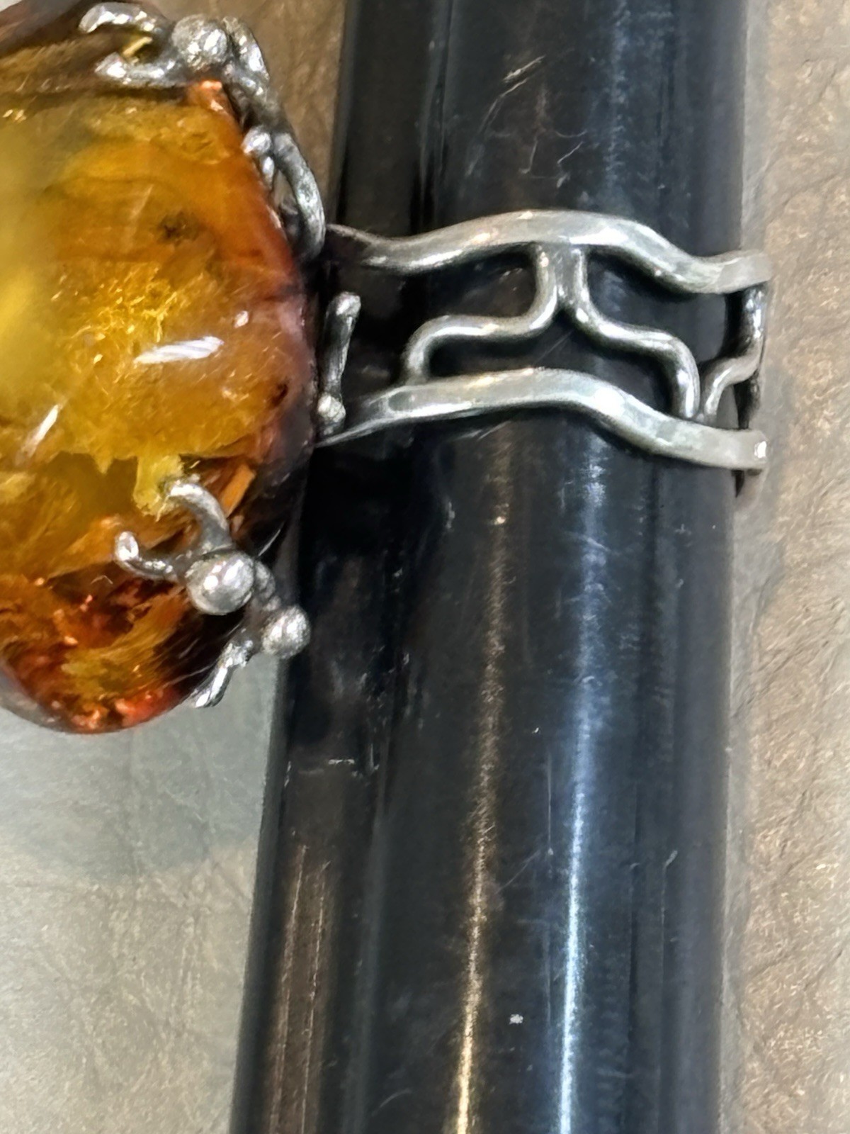 Vtg. HALLMARKED 925 Head Facing Right STERLING SILVER AMBER RING Hand Made 7