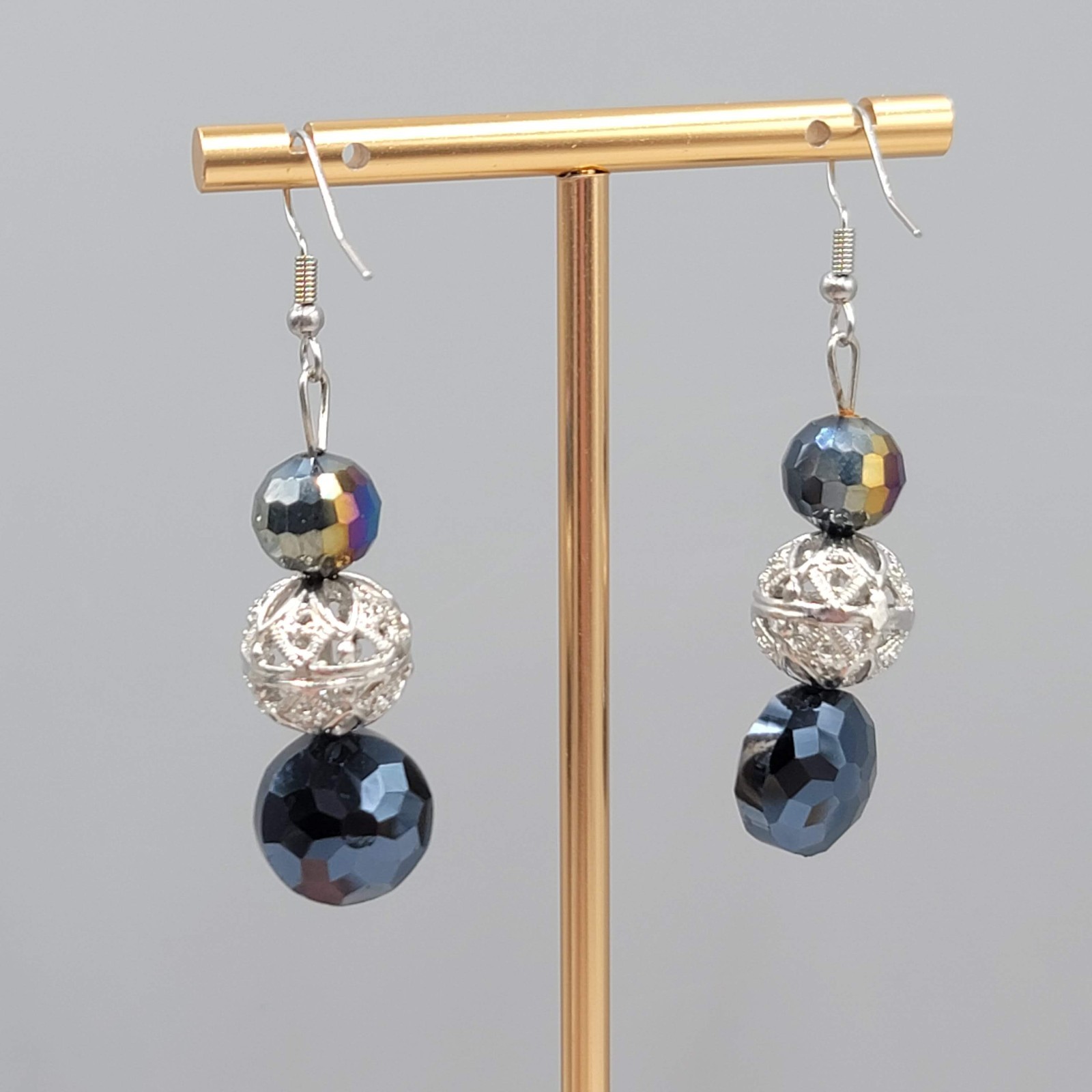 Vintage Beaded Pierced Earrings Filigree Silver tone Dangle 1.5″