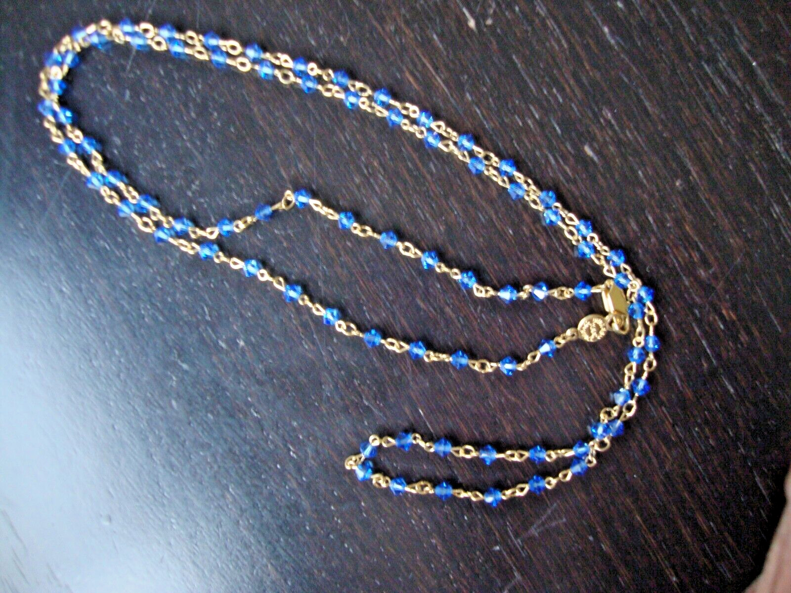 VINTAGE MINIATURE AUSTRIAN CRYSTAL SWISS BLUE CRYSTAL BEADS GOLD TONE NECKLACE