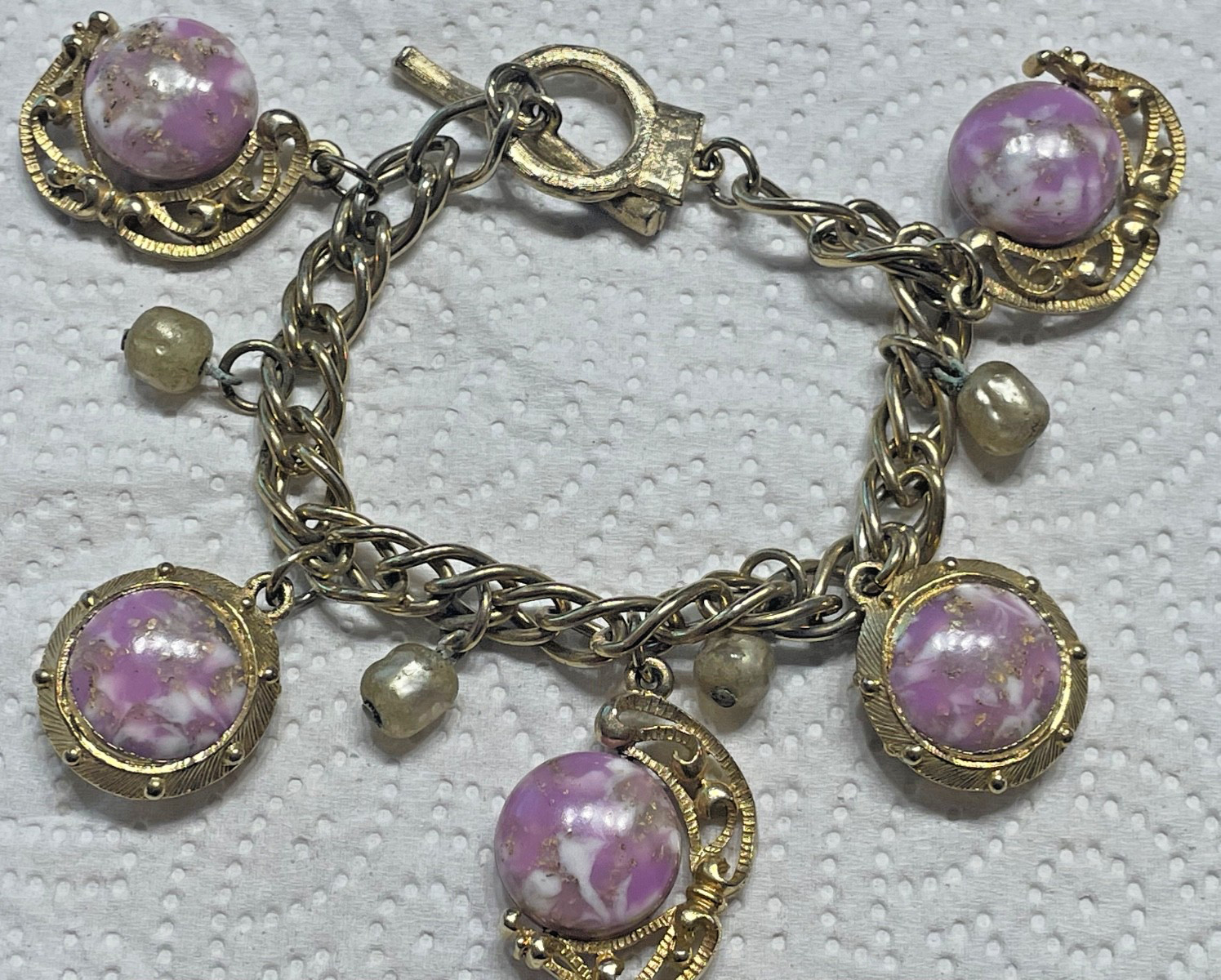 Vintage bracelet purple pearl Art Glass Beaded Gold tone toggle crescent moon 7”