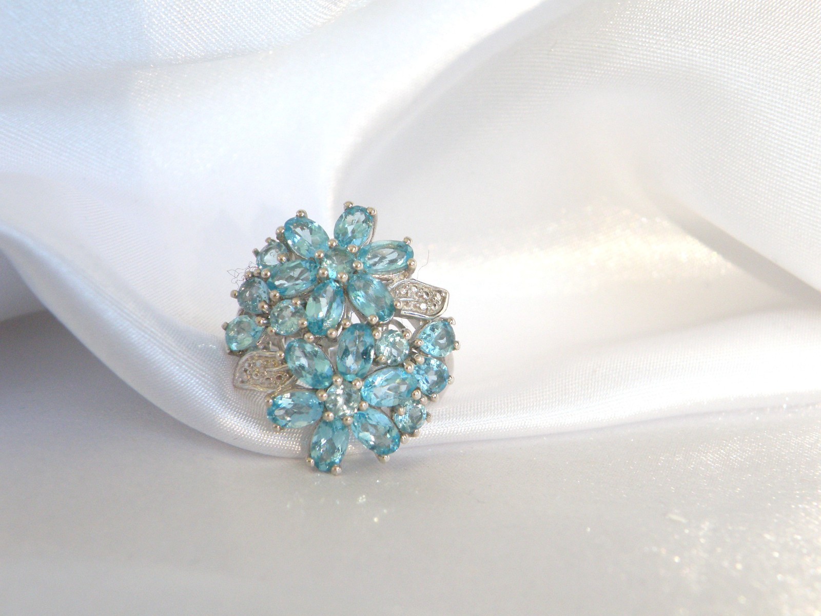 Vintage Sterling Silver 925 Cluster Natural Aqua Blue Apatite Large Ring Size 6
