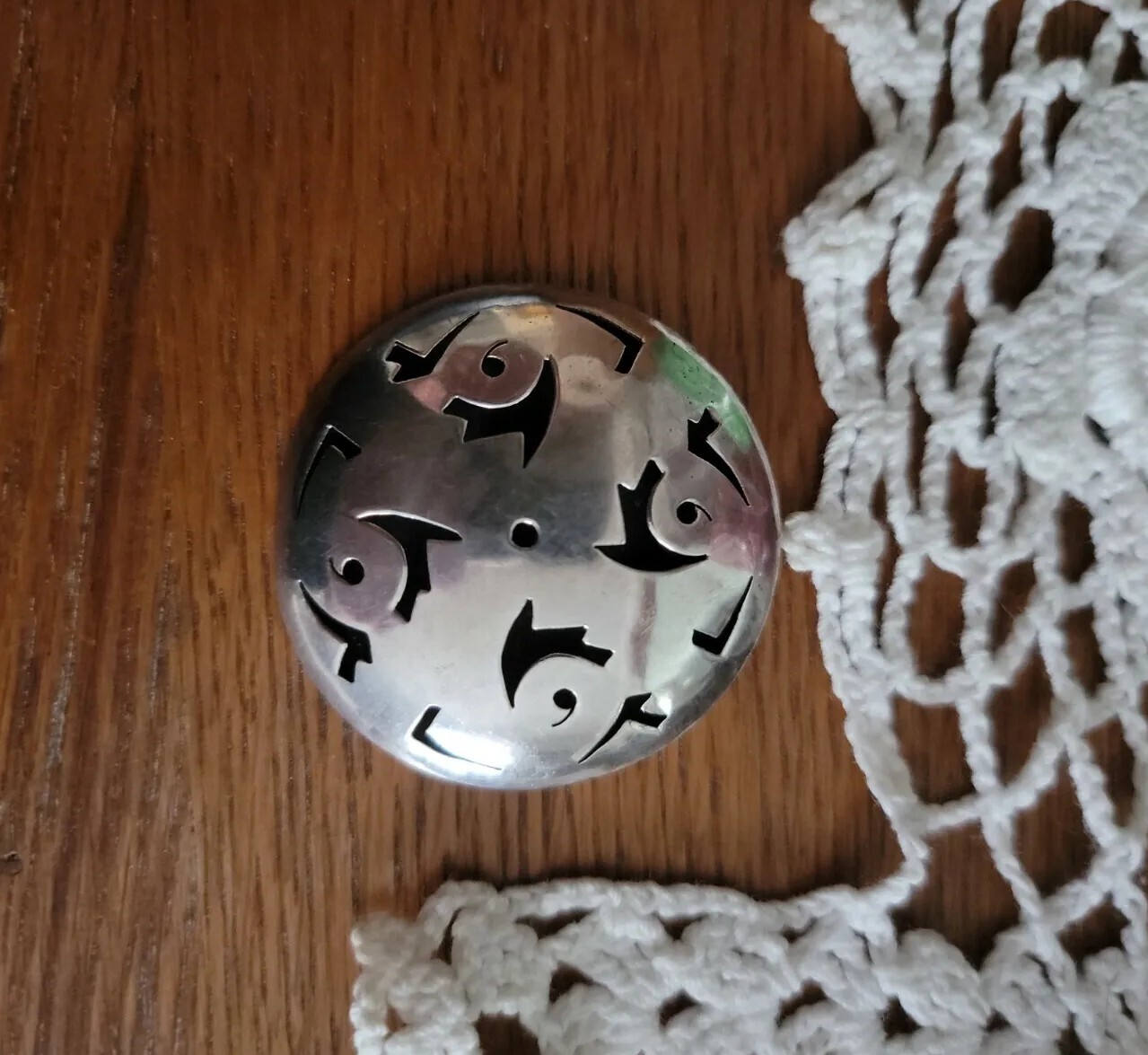 Taxco Sterling Shadow Box Pin Pendant Cut Out Work Mexico TM-205
