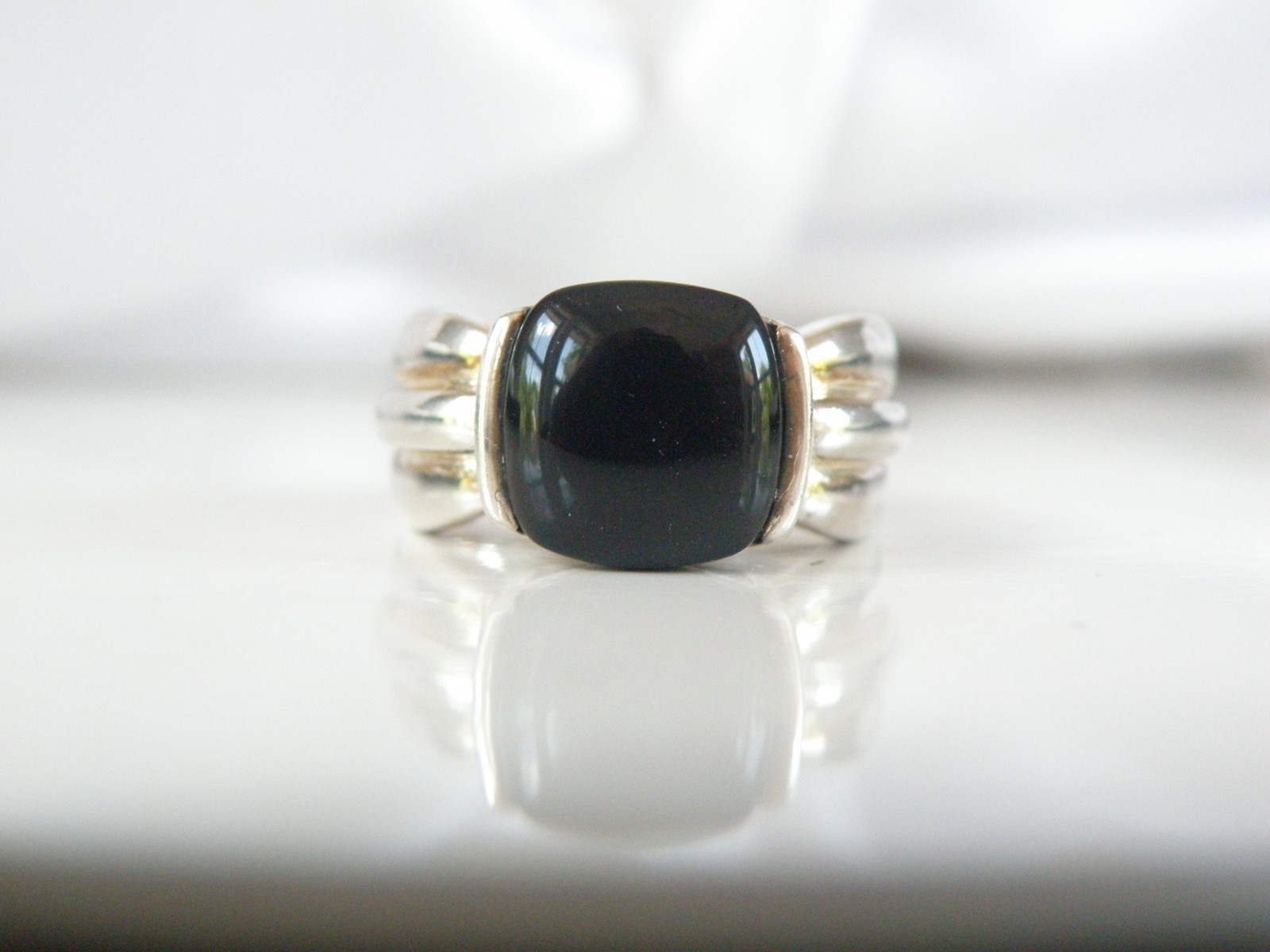 Vintage Sterling Silver 925 Black Onyx Cable Ring Size 7